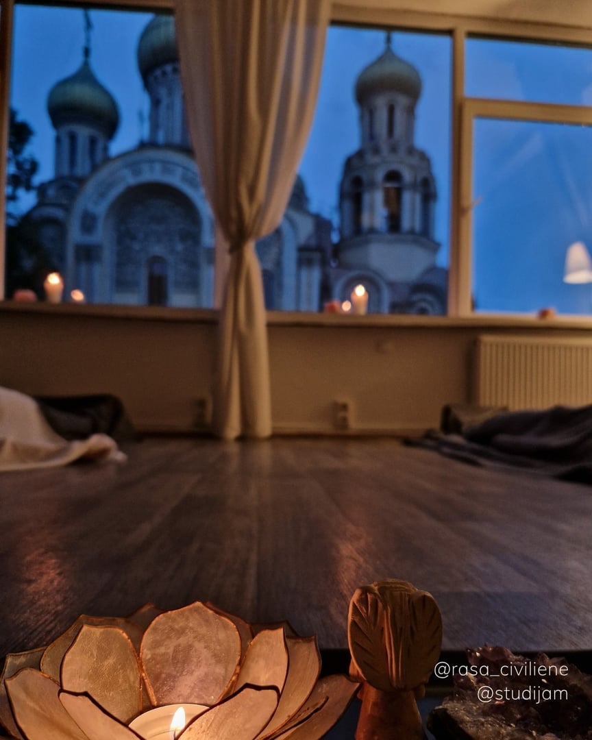 Rebirthing breathwork session with Rasa