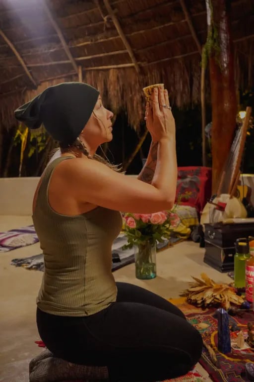 Mamay  Jungle Retreat – Ayahuasca and Kambo Healing