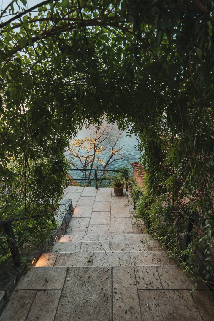 REALISATION RETREATS:  Silent Meditation Weekends in Guatemala