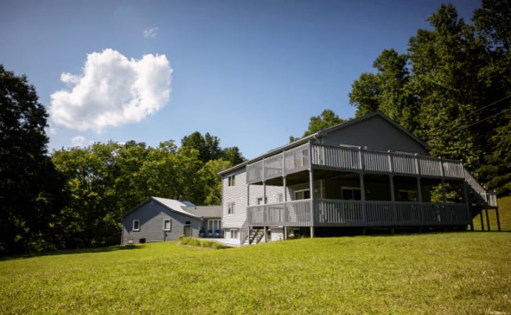 Stillpointe Silent Retreat