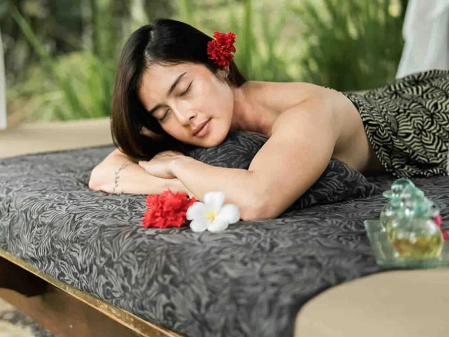 4 Days Additional Activities Recharge Body & Soul  Yoga / Meditation Canangsari (Balinese offering workshop) Melukat (Balinese Cleansing Ceremony) Balinese Healing Relaxing Experiences  Balinese Massage Flower Foot Bath & Reflexology Bonfire Food Adventures  Cooking Class Fishing Hiking Trips  Mt Batukaru long trip (12 hours) Mt Batukaru short trip Rainforest walk (3 hours) Waterfall & Local Farm Trip (2 hours) Tantalizing Tastebuds  Floating Breakfast Candle Lit Dinner Garden Barbeque Getting Around  Motorbike Rental/Day Cycle Rental/Day Full-Day Car Tour
