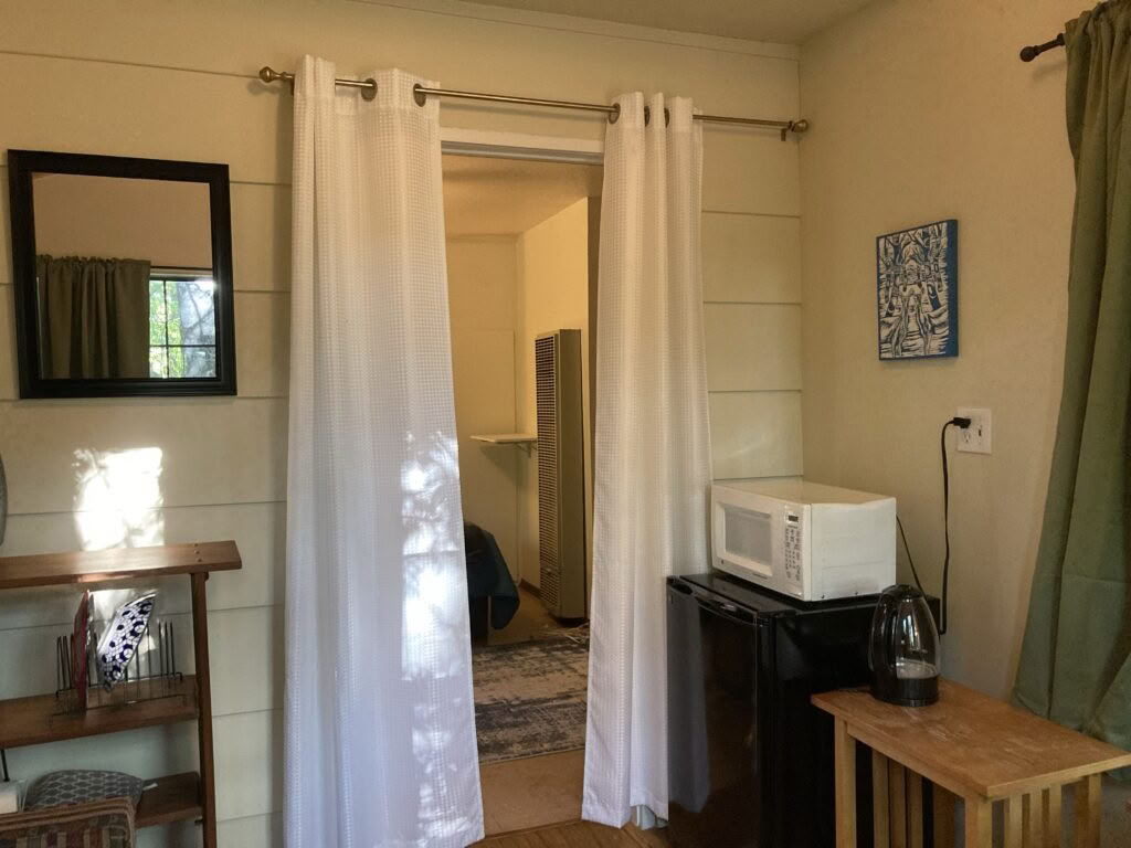 Weekday Hermitage Stays