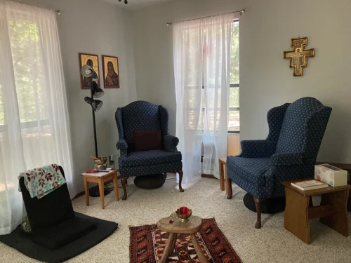 Weekday Hermitage Stays