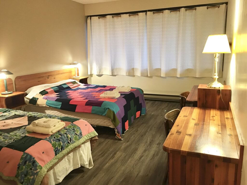 Iona Community: Rooted In Hope Lived In Community