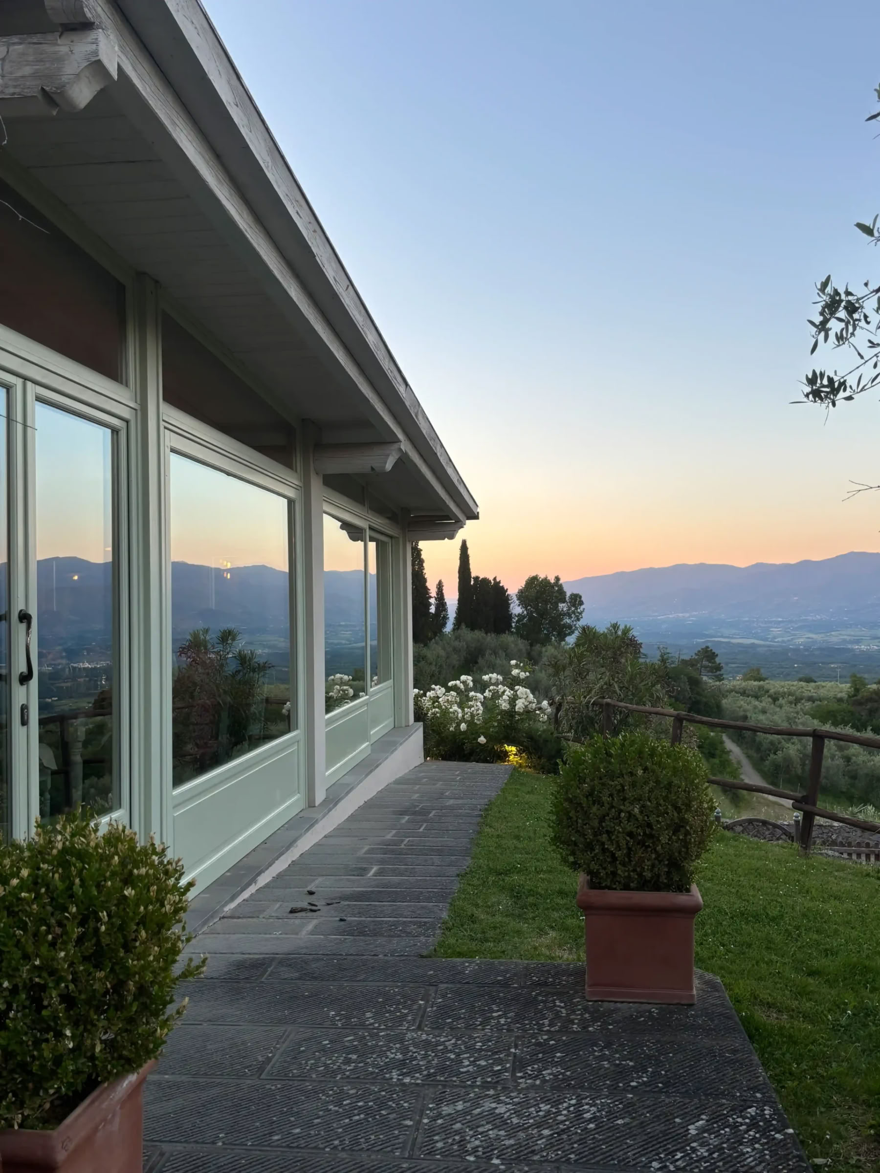 The Luna Vida Retreat