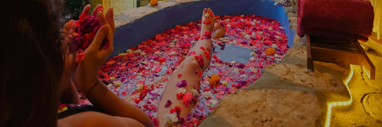 Lomi Lomi Healing Massage