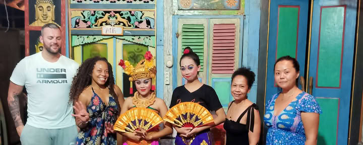 Enchanting Balinese Dance Performance