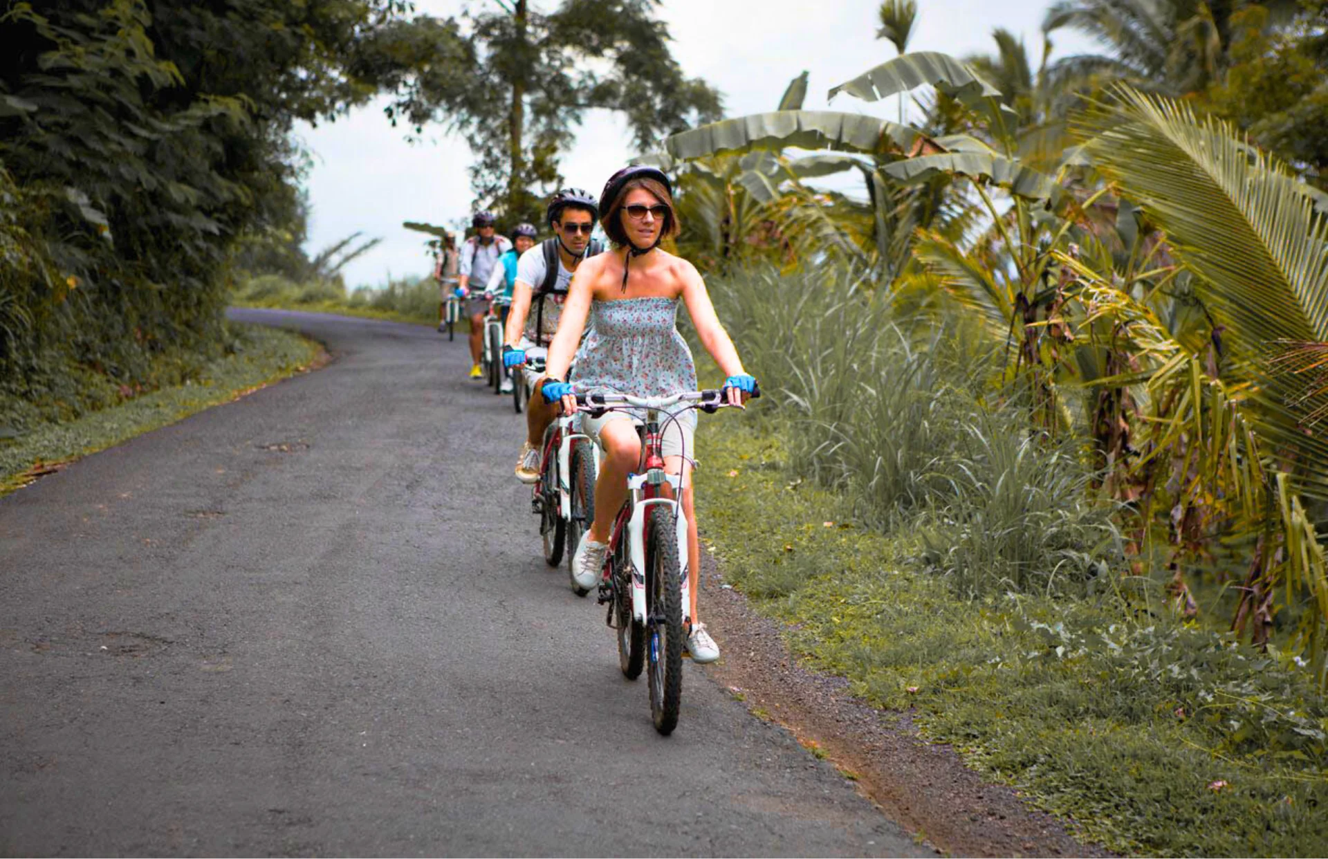 CULTURAL CYCLING ESCAPE