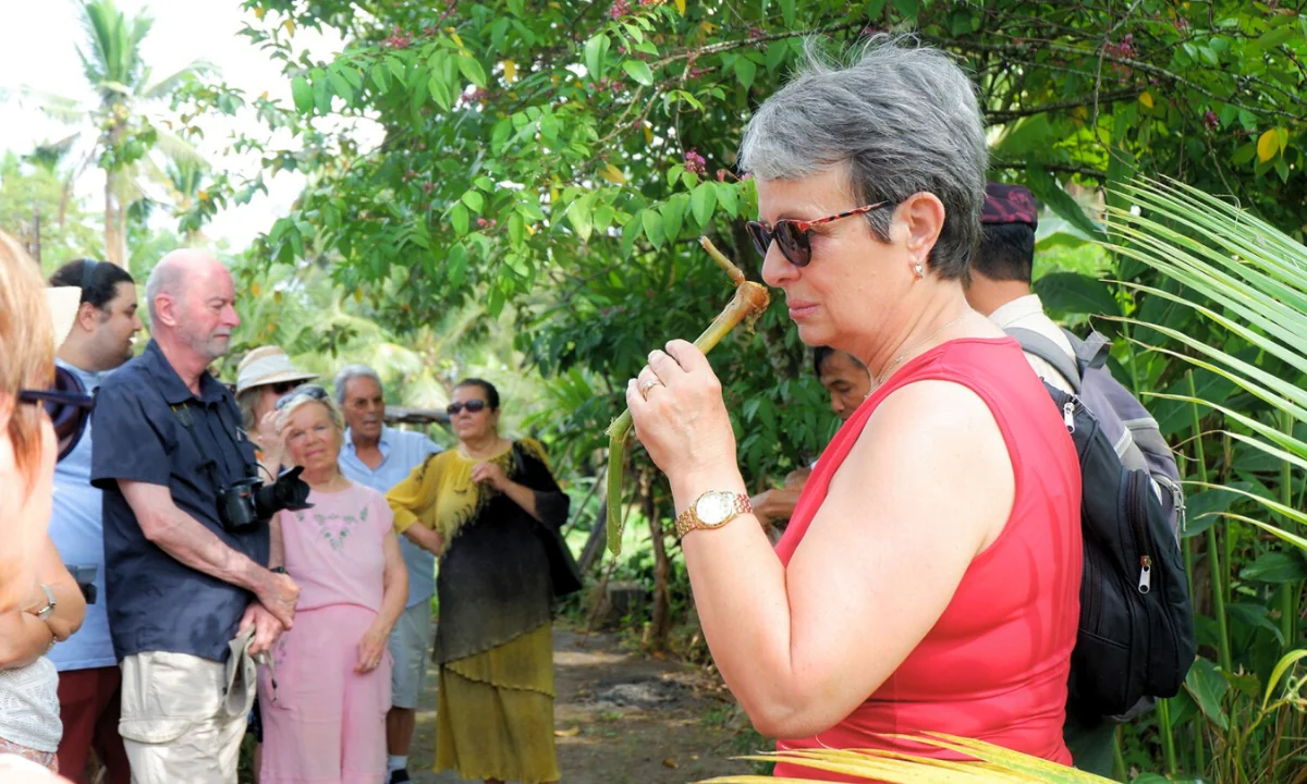 NATURE HERBAL WALK