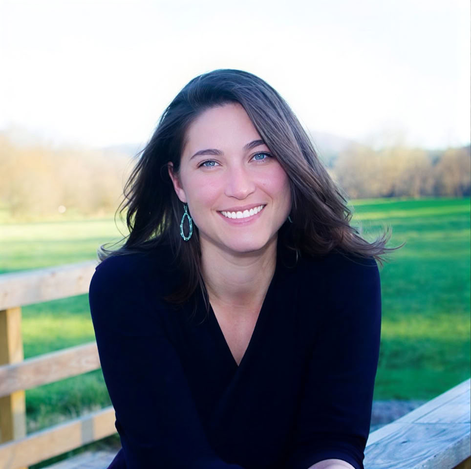 Spotlight on the Middle of Your Novel: A Generative Retreat