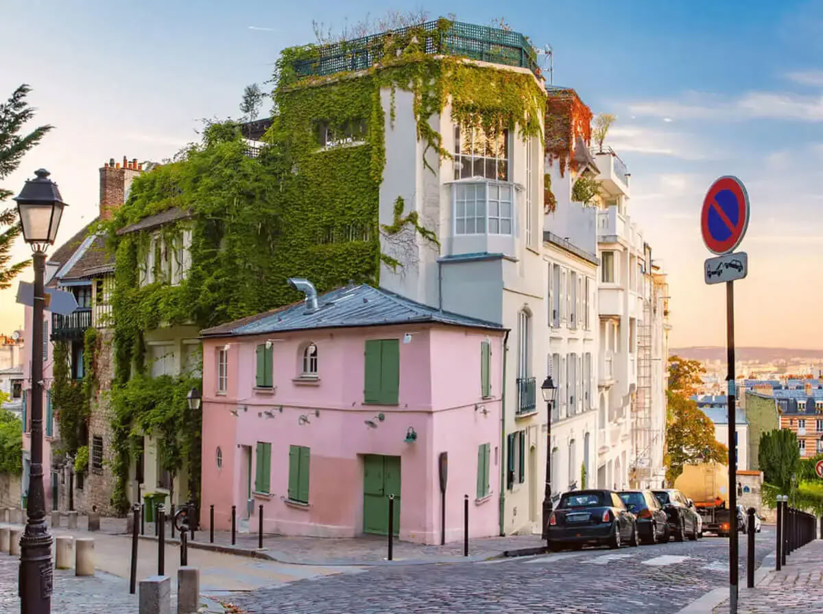 Champagne & Soul: Women’s Yoga + Champagne Retreat (Reims, France)