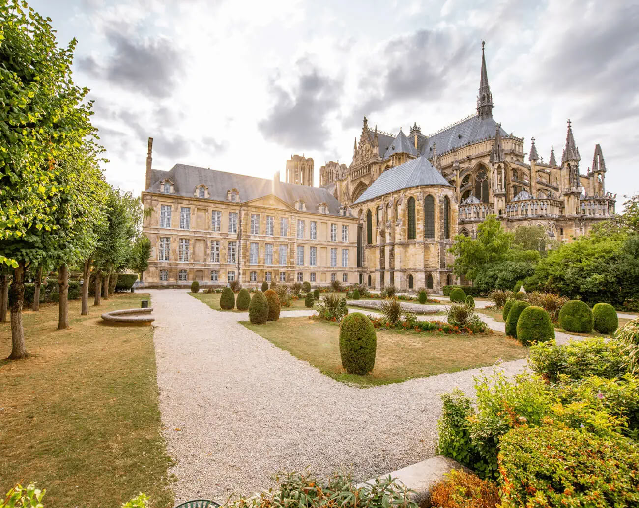 Champagne & Soul: Women’s Yoga + Champagne Retreat (Reims, France)