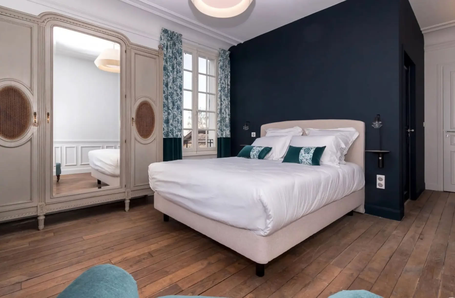 Champagne & Soul: Women’s Yoga + Champagne Retreat (Reims, France)