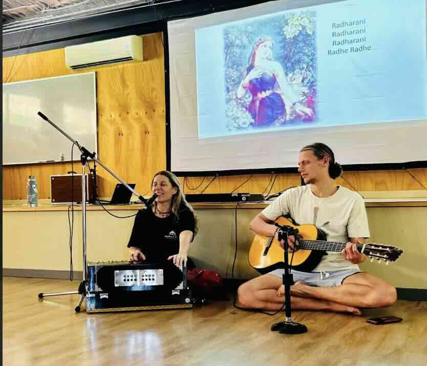 'Learn to lead Kirtan' Immersion
