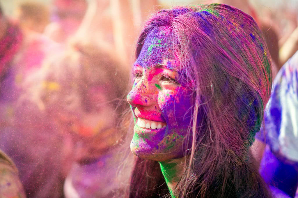 'Spirit of the Himalayas' Tour + Holi Festival in India