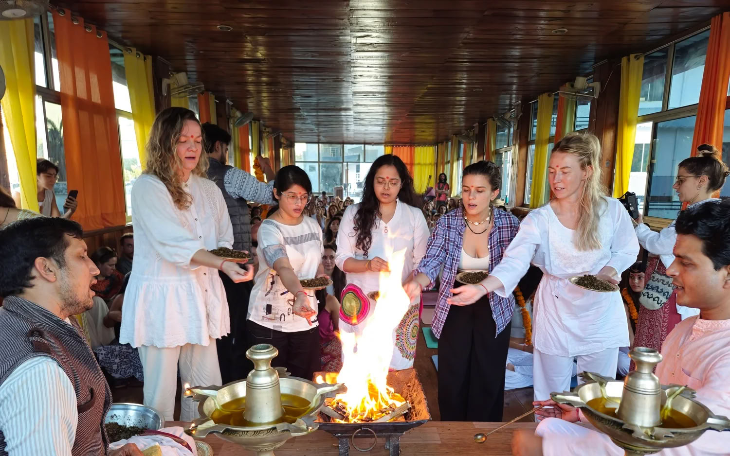 300 Hour Yoga Teacher Training In Rishikesh
