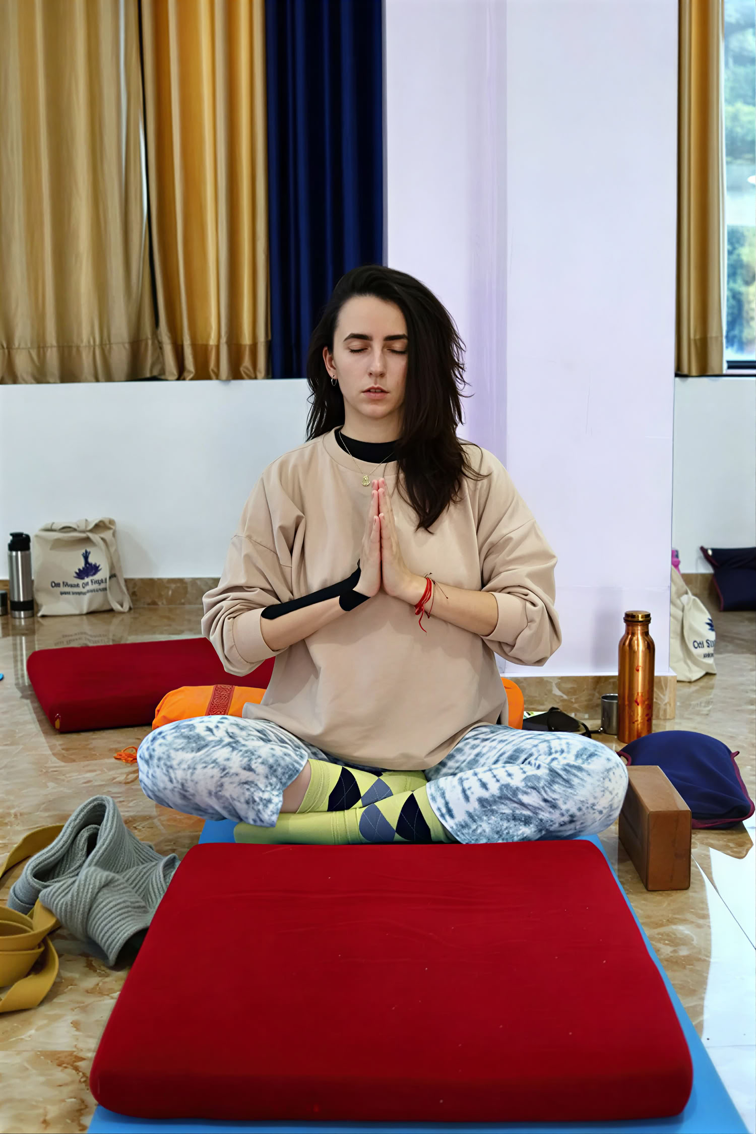 100 Hour Yoga Teacher Training in Rishikesh | Yoga for Beginners