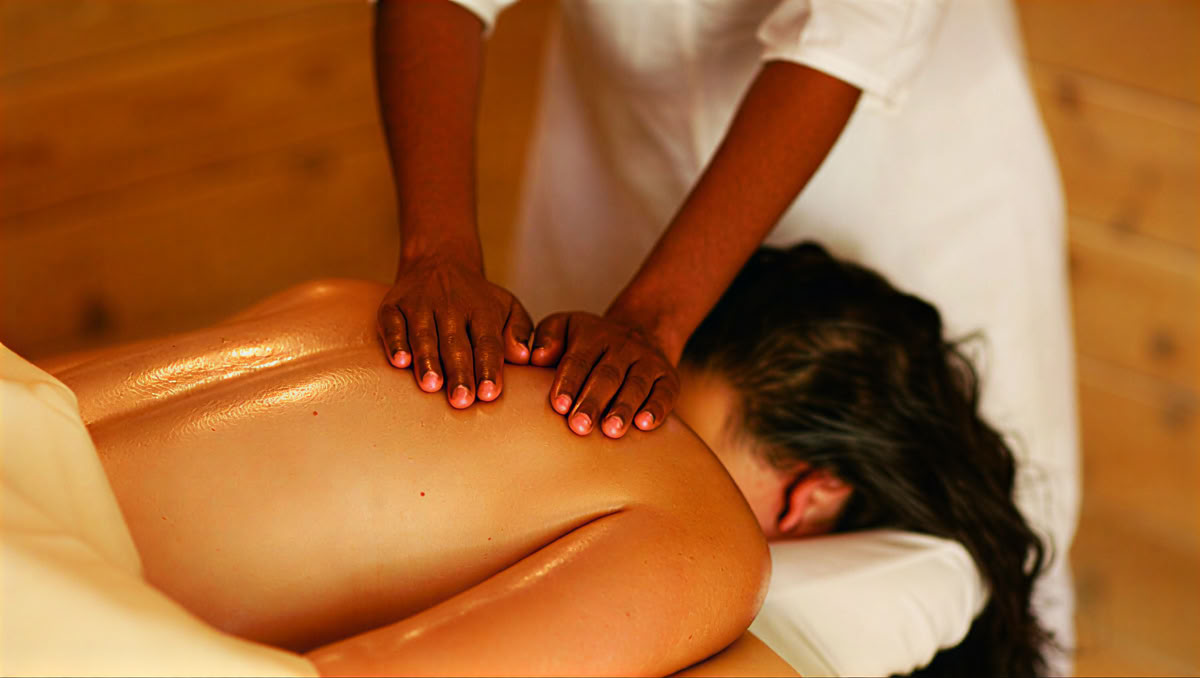 Ayurvedic Massage Rejuvenation Retreat