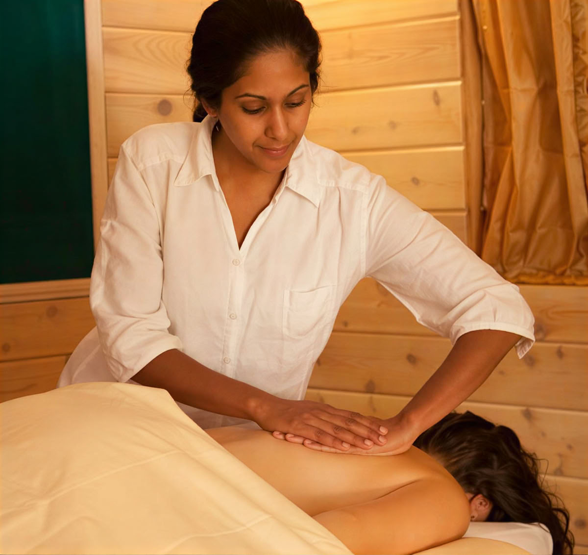 Ayurvedic Massage Rejuvenation Retreat