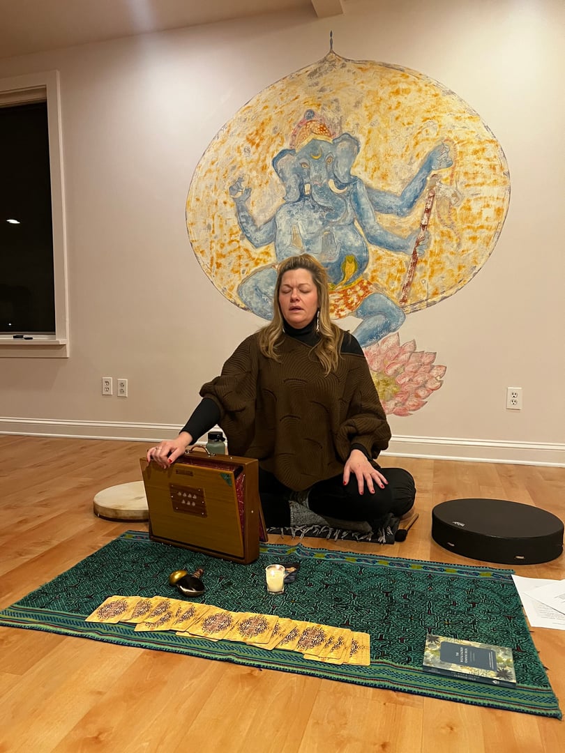 WOMEN’S SONG CIRCLE w/Nicole Casteel  — Sage Academy Of Sound