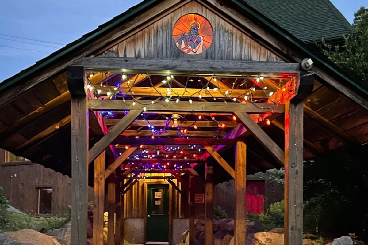 Advanced Yoga Teachers' Training Course (ATTC)