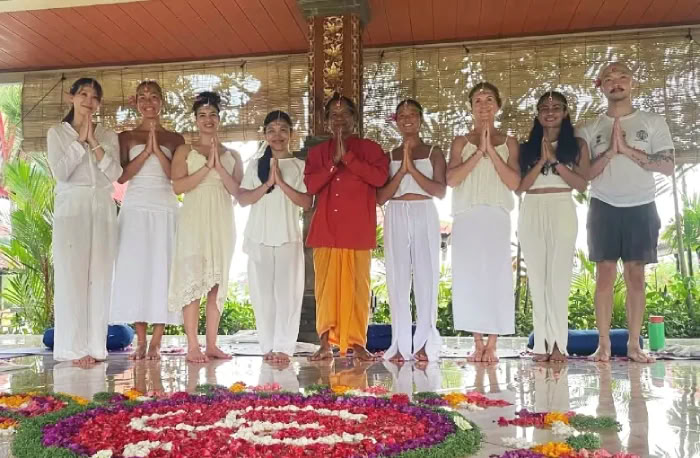 200 Hour Yoga Teacher Training In Rishikesh