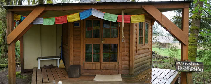 Retreat Cabin Application