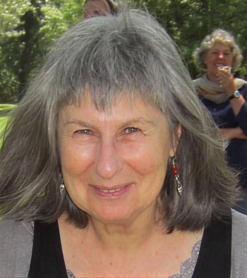Month-long retreat with Ariya Baumann