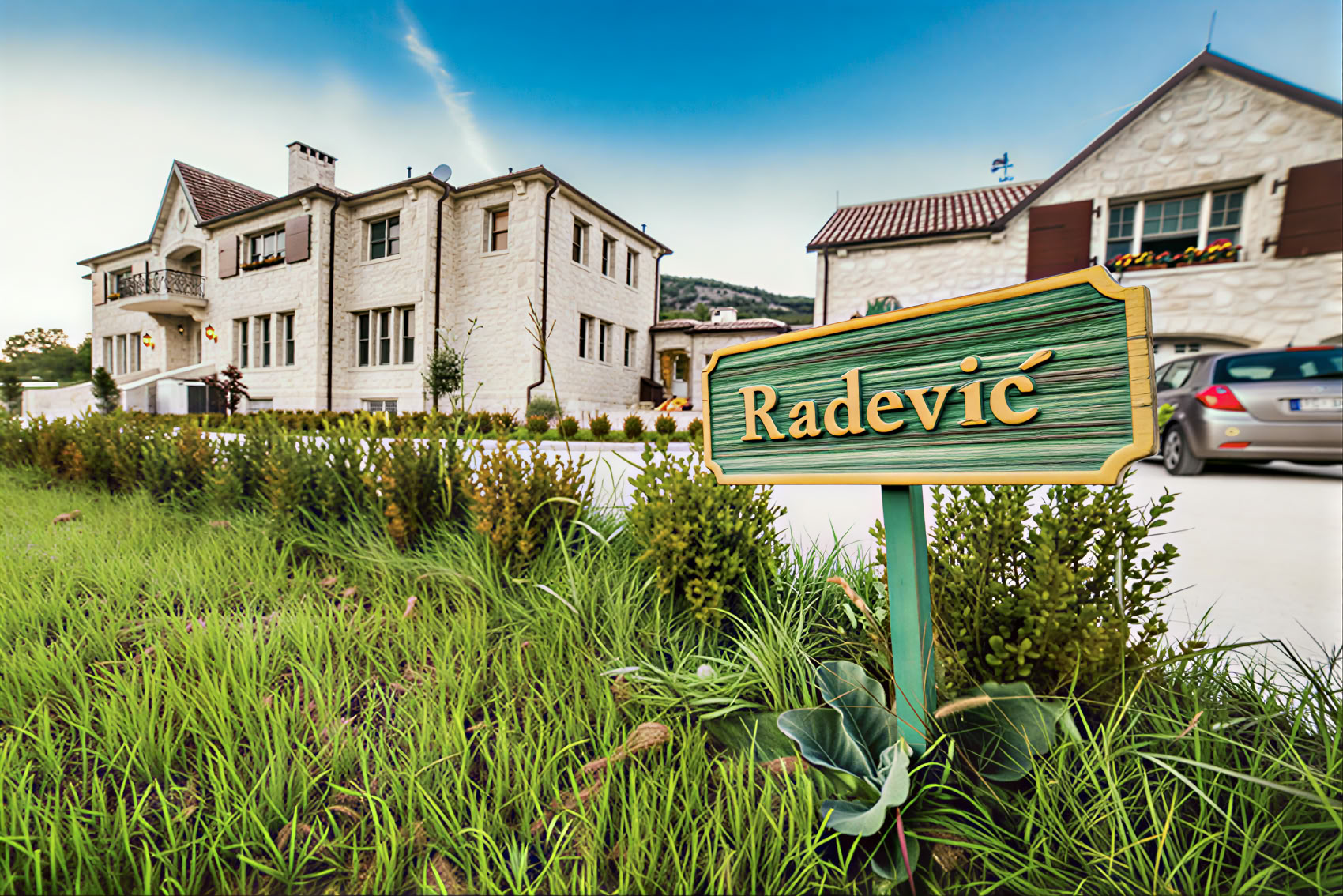 Traditional and Modern Mixed Wine Tour
