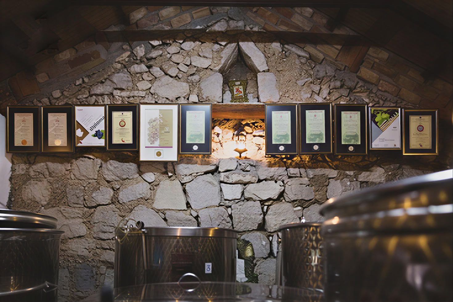Traditional and Modern Mixed Wine Tour