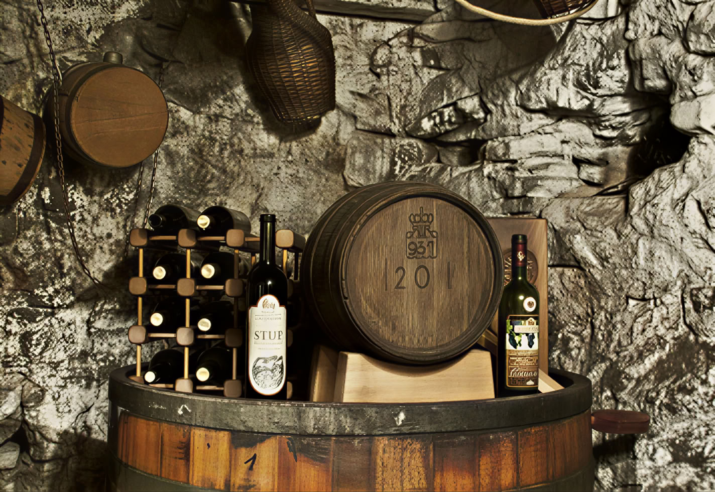 Traditional and Modern Mixed Wine Tour