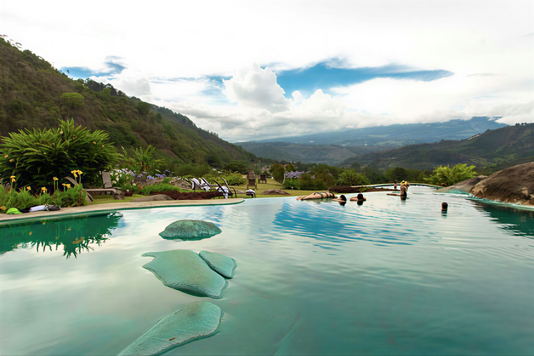 Irazu Volcano & Thermals Hacienda Orosi