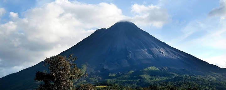 Arenal Volcano with Hot Springs