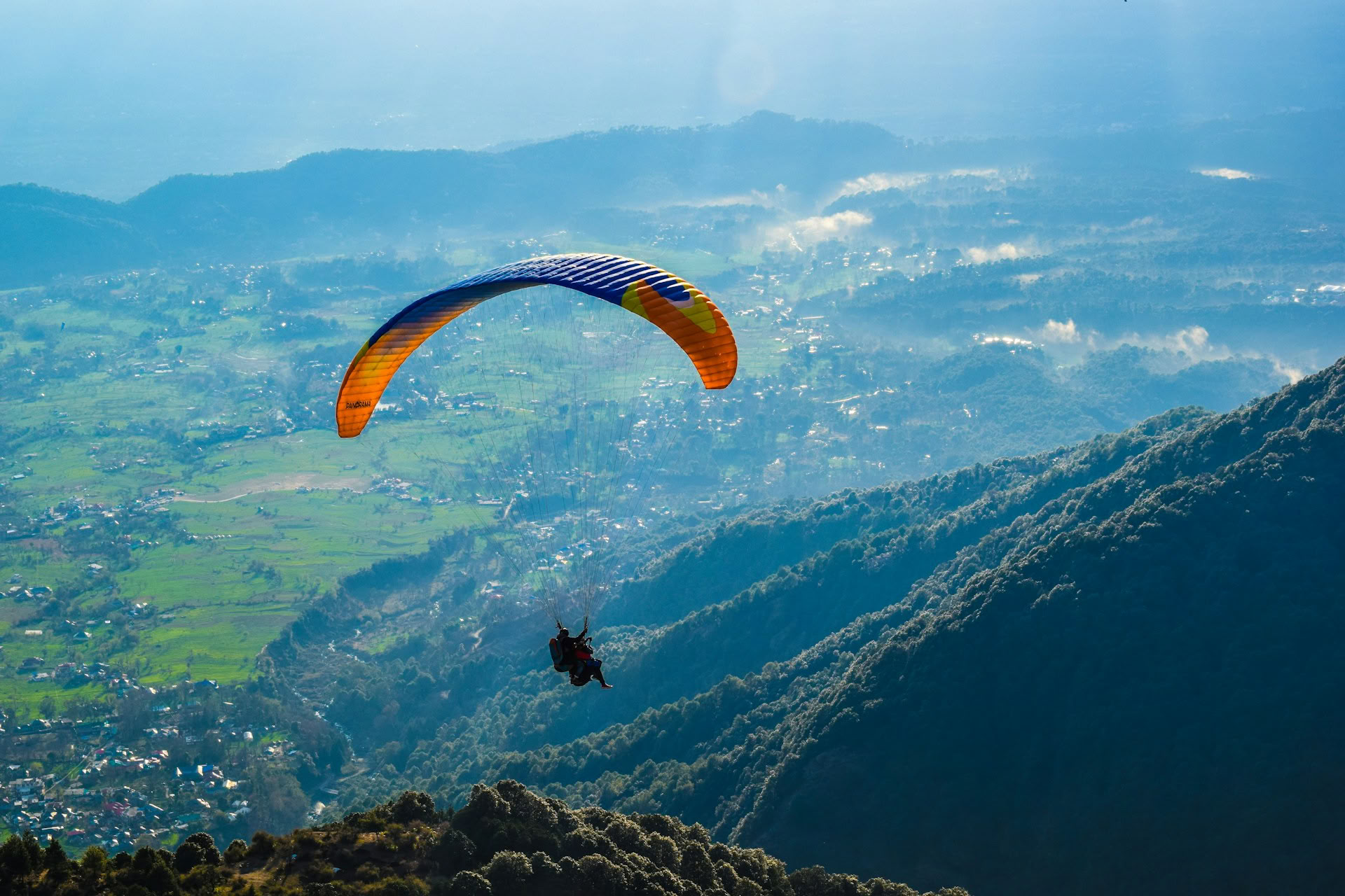 Monasteries, Tea Trails & Sky Views: Dharamshala, Palampur & Bir Escape