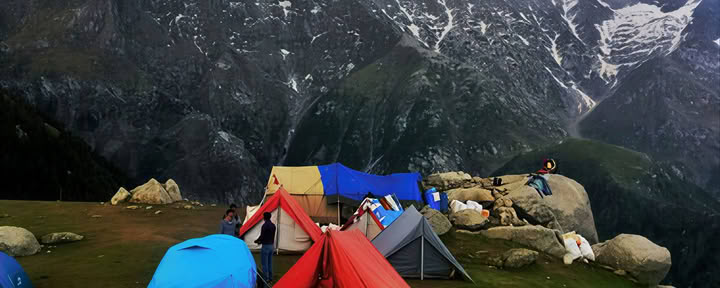 Monasteries, Tea Trails & Sky Views: Dharamshala, Palampur & Bir Escape