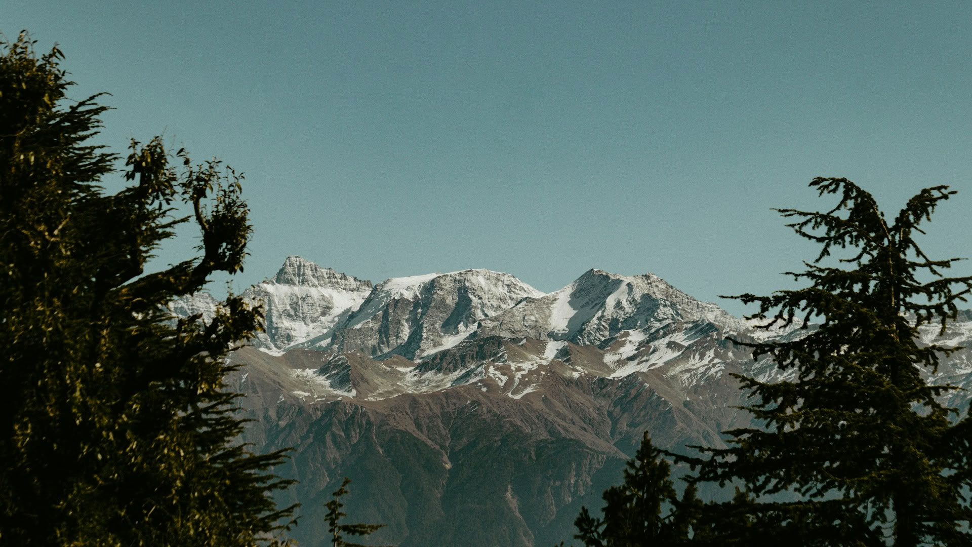 Pine Hills to River Kingdoms: Dalhousie, Khajjiar & Chamba Heritage Trail