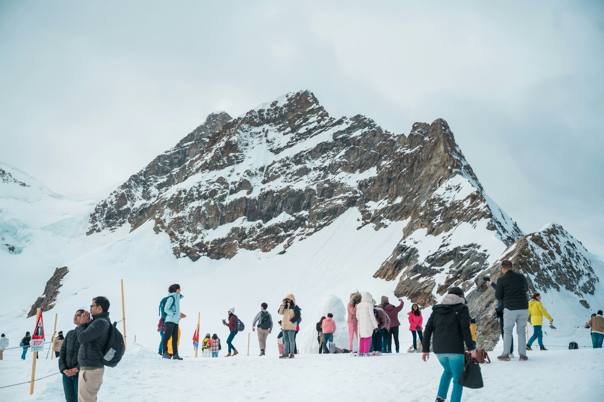 Alpine Icons of Switzerland: Scenic Trains, Lakes & High Peaks