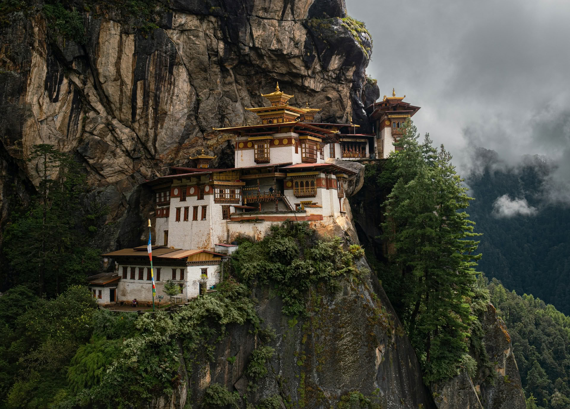 Beyond the Last Shangri-La: Extended Bhutan Himalayan Journey
