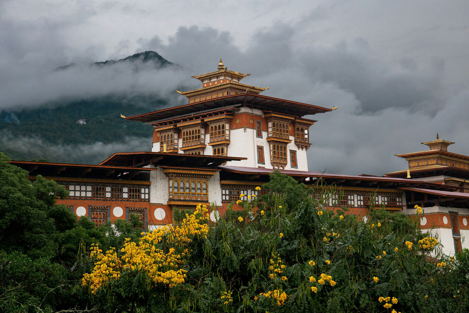 Bhutan Heritage Circuit: Thimphu, Punakha, Paro & Haa Valley
