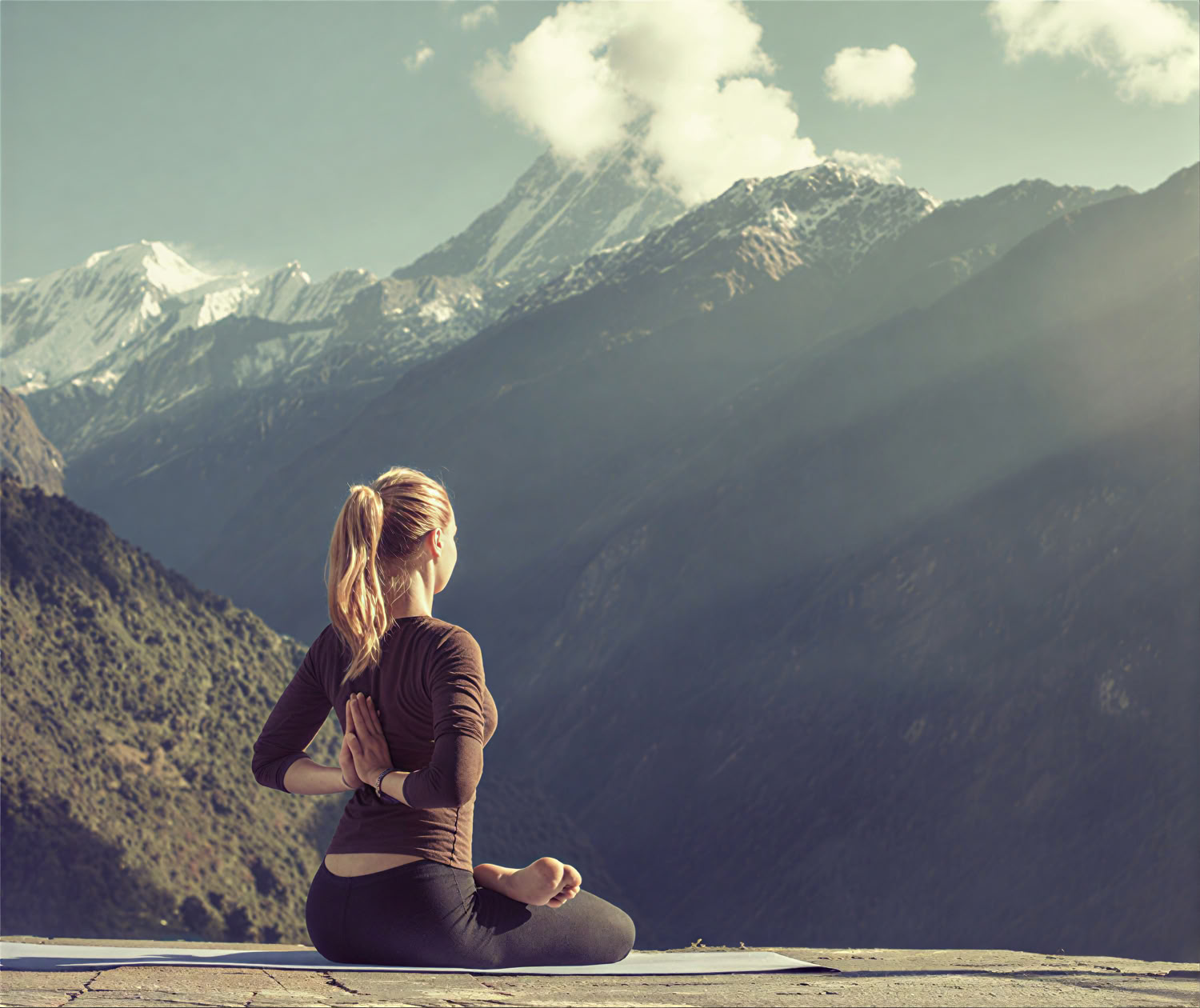 Women's Yoga & Climbing Retreat – Mammoth Lakes, CA