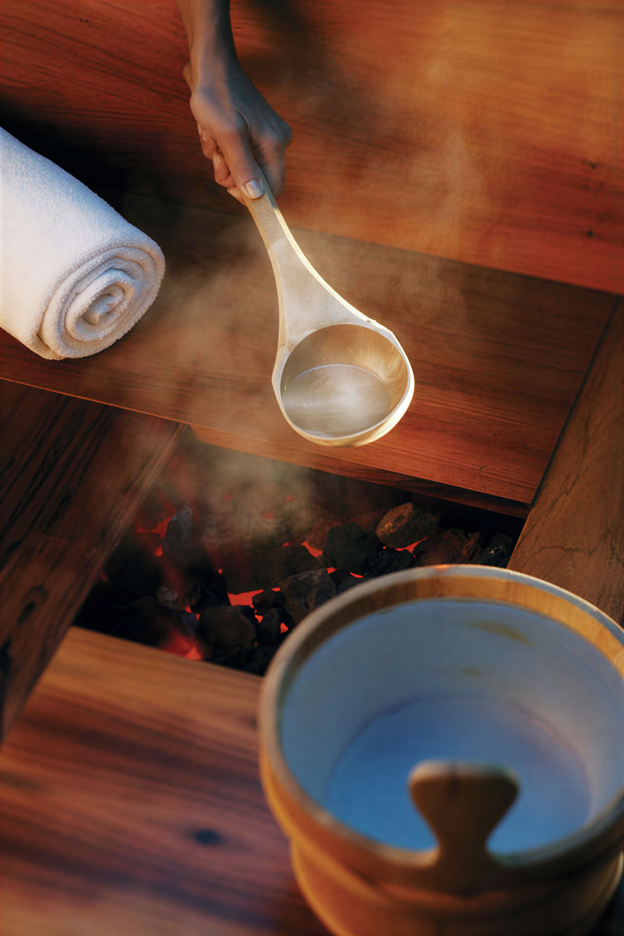 Sauna ritual for women (bachelorette parties, other occasions)