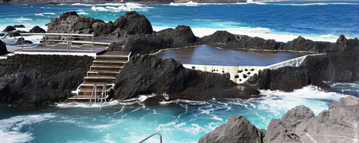 Natural pools Tour