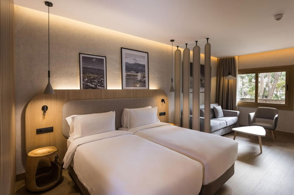 5-day Retreat for Companies