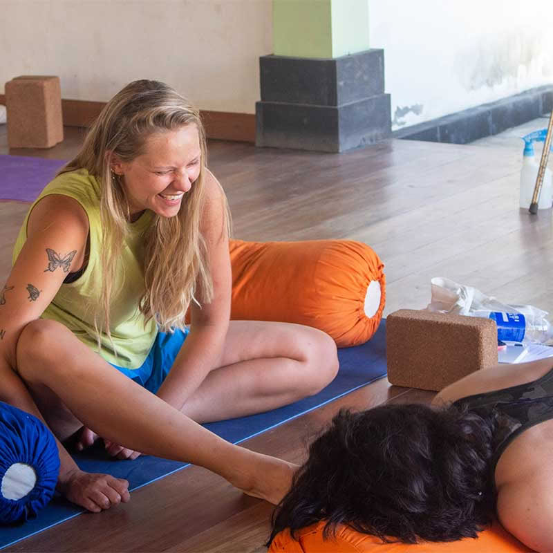 100hr Yin Yoga Teacher Training Bali