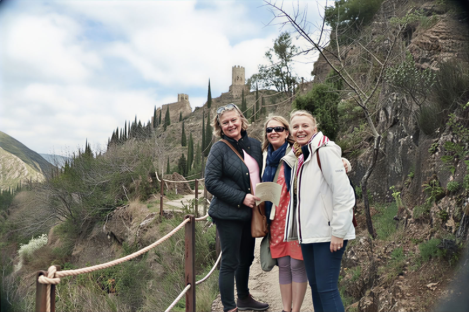 For Women Only Retreat: For Women Who Walk: Solo or Together