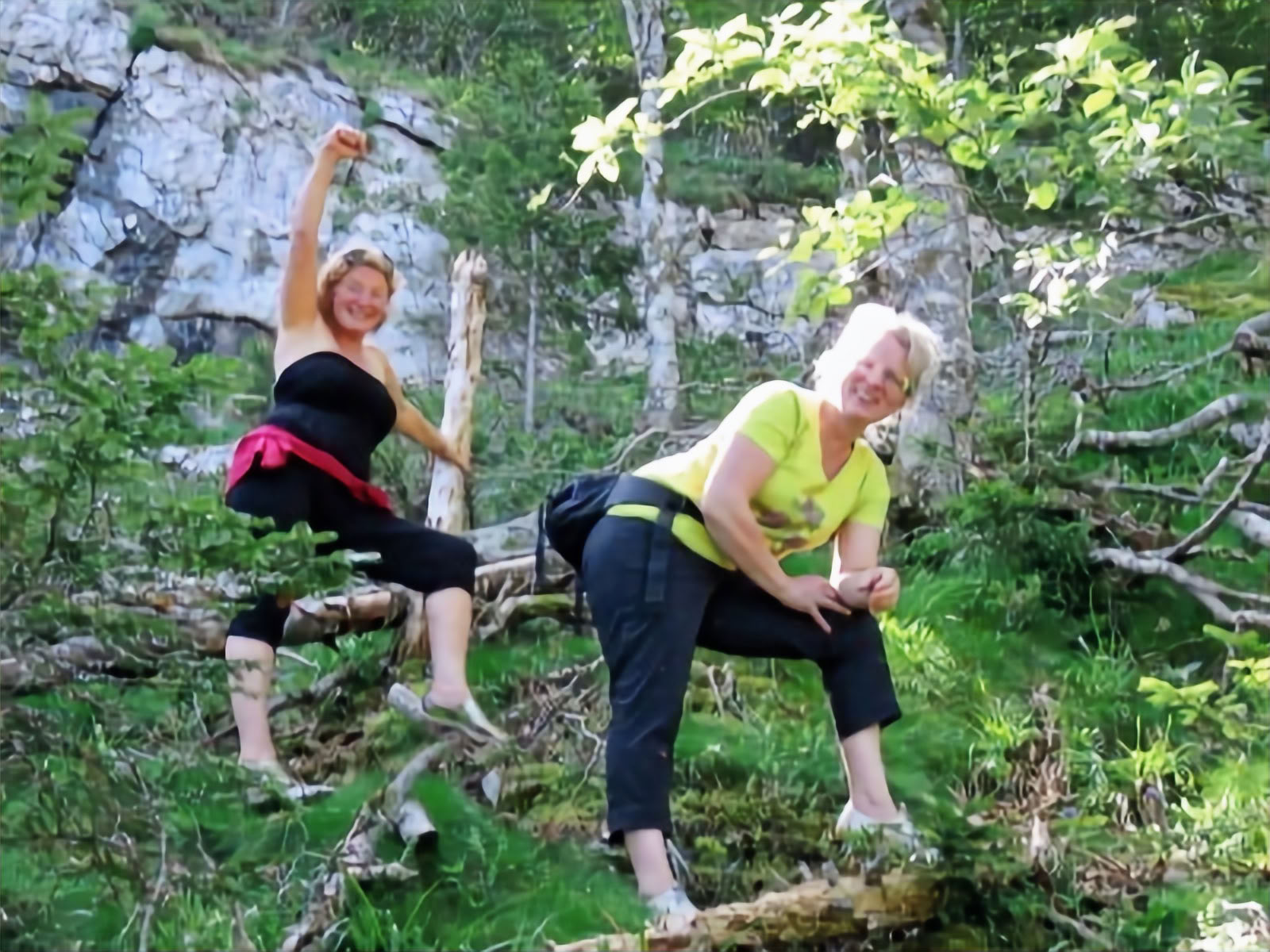 For Women Only Retreat: For Women Who Walk: Solo or Together