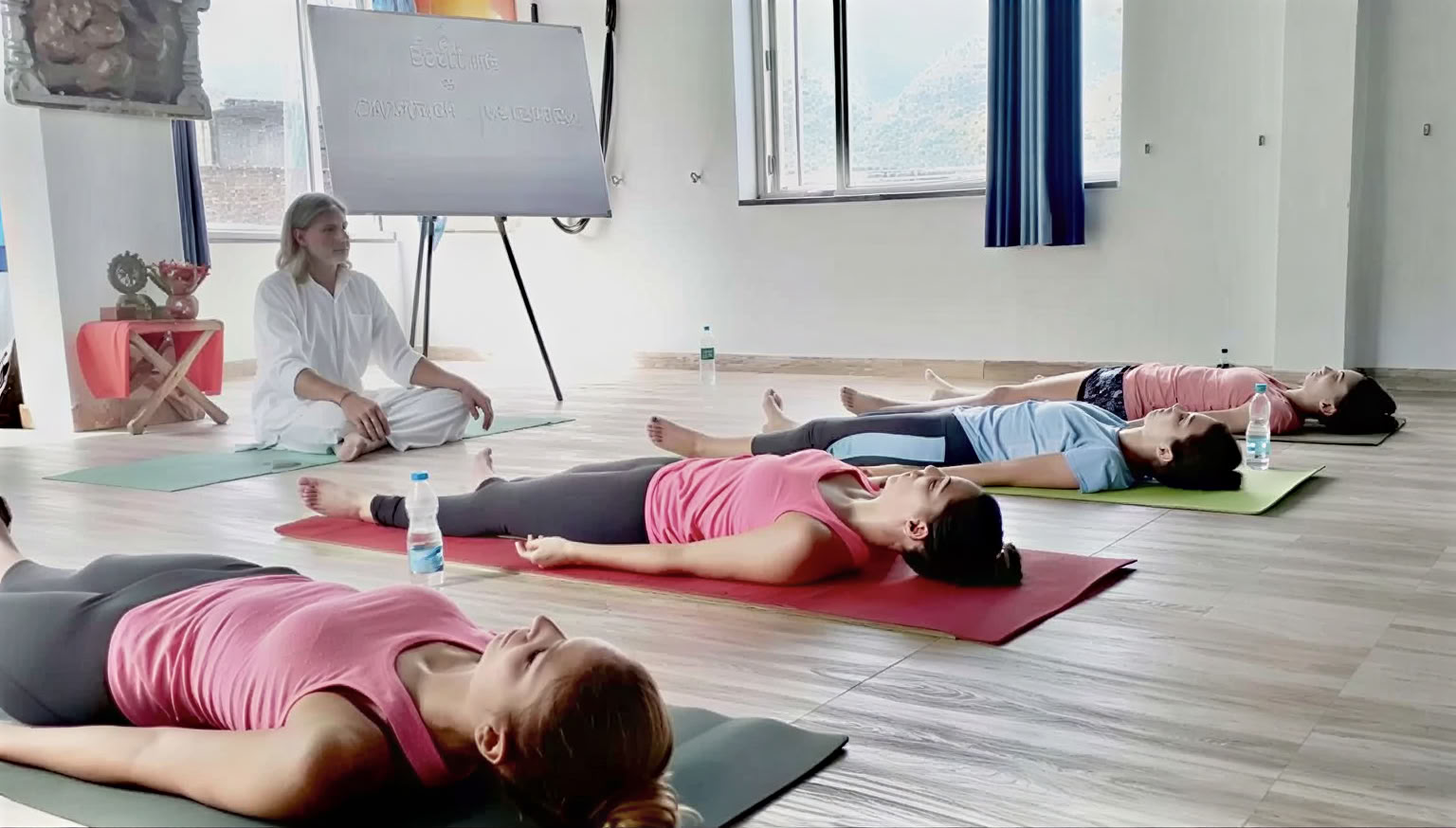 Yoga Therapy Training Retreat in Rishikesh β 21 Days