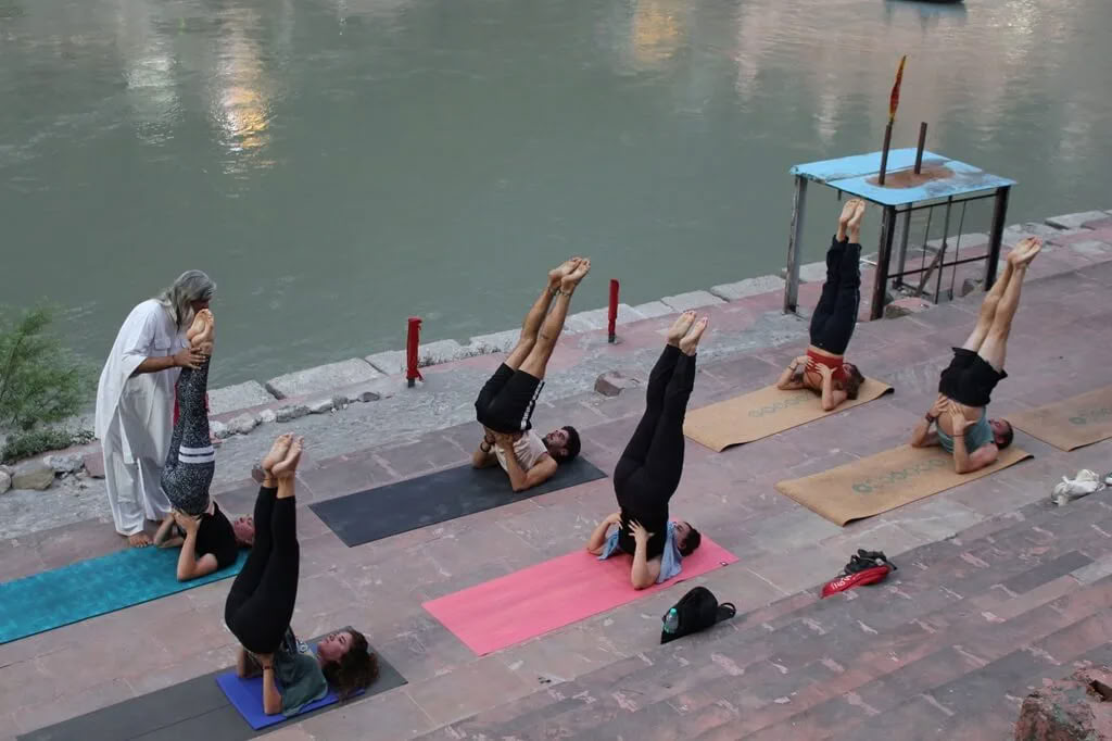 300 Hours Hatha Yoga Teacher Training Course in Rishikesh India – 01 Jul – 18 Aug