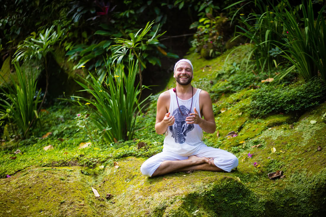 Kundalini Yoga Foundational 200 Hour Yoga Teacher Training