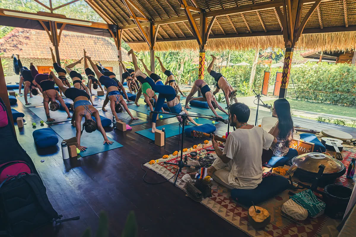 200 Hour Yoga Teacher Training Bali - 200 Hour YTT